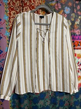 BUCKLE BLACK Boho Striped Lace-Up V-Neck Tunic - White, Gold, Brown Size Small